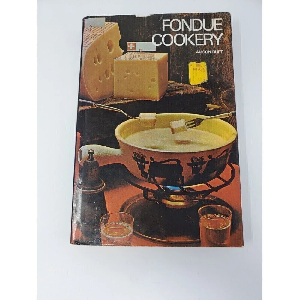VINTAGE COOKBOOK LOT OF 5 1970S 1980S FONDUE CALIFORNIA SEAFOOD GARLIC LOVERS